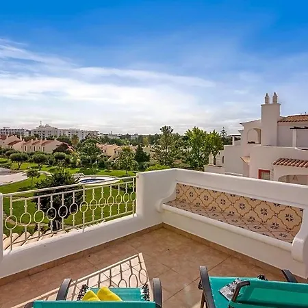 Sleeps 4 With Pool Air Con And Wifi Appartement *