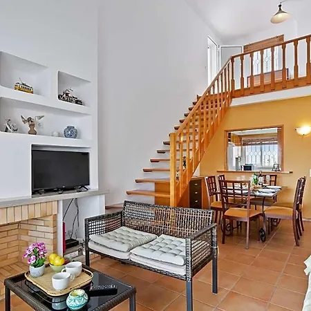 Sleeps 4 With Pool Air Con And Wifi Apartment Vilamoura