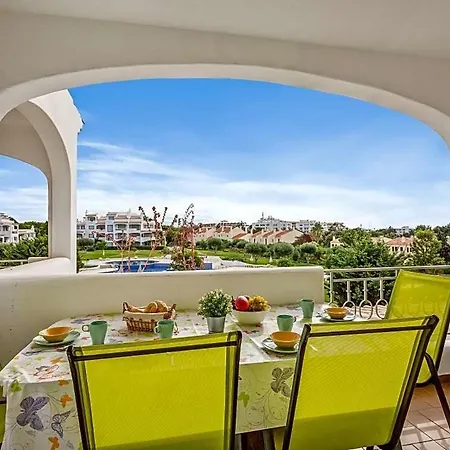 Sleeps 4 With Pool Air Con And Wifi Apartment Vilamoura