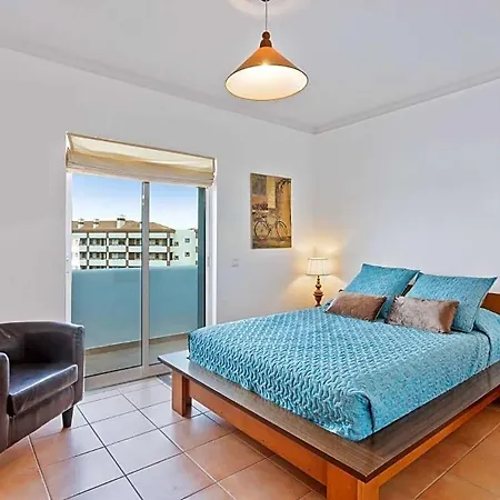 Sleeps 4 With Pool Air Con And Wifi * Vilamoura